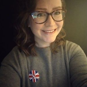 Meet your Posher, Alison